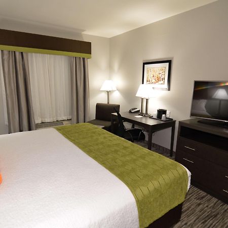 Best Western Plus Liberal Hotel & Suites Экстерьер фото