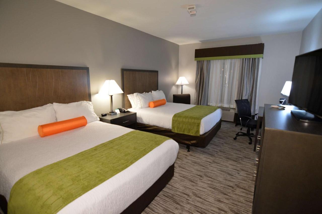 Best Western Plus Liberal Hotel & Suites Экстерьер фото