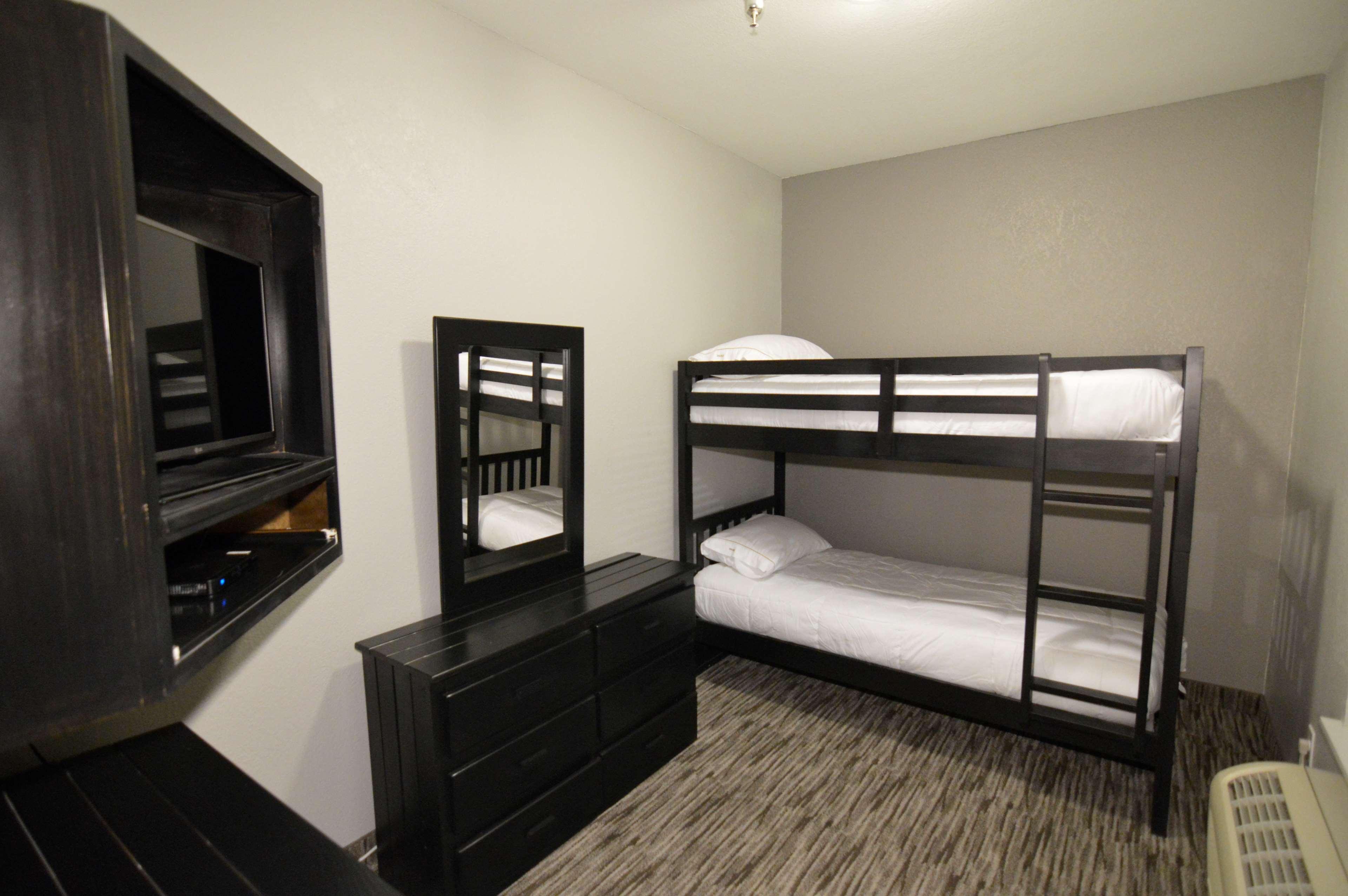 Best Western Plus Liberal Hotel & Suites Экстерьер фото