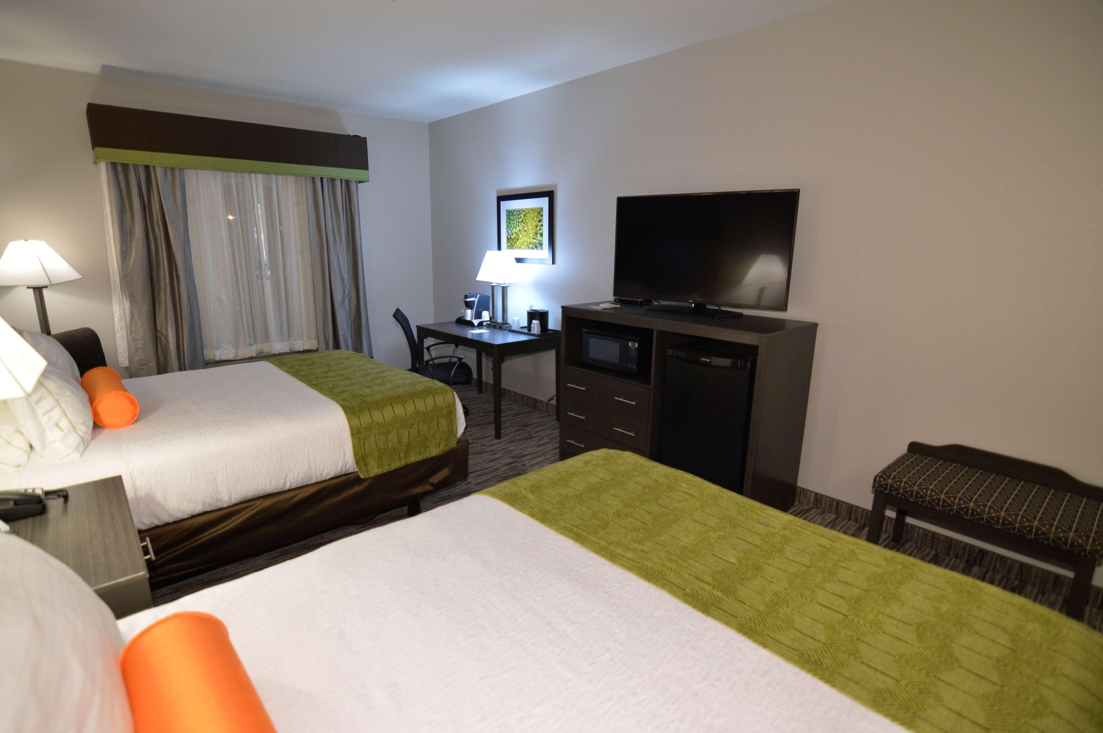 Best Western Plus Liberal Hotel & Suites Экстерьер фото